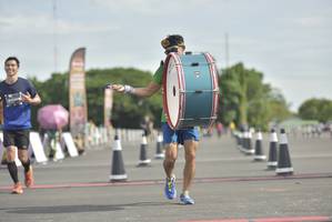 BIB: 
                            <button type="button" onclick="openModal(4945640)" class="btn btn-primary btn-sm float-right btn-popup" data-toggle="modal" data-target=".modal-high-quality">
                        <i class="fas fa-shopping-cart"></i> Add to Cart
                    </button>
                                            <button type="button" onclick="isThisMe(4945640, true)" class="btn btn-success btn-sm float-right btn-popup btn-isme hidden" data-toggle="tooltip" data-placement="bottom" title="นี่คือรูปของคุณใช่ไหม คลิกที่นี่เพื่อเอาเข้าอัลบั้ม">
                        <i class="fas fa-plus"></i> Add to album
                    </button>
                    <button type="button" onclick="isThisMe(4945640, false)" class="btn btn-warning btn-sm float-right btn-popup btn-isnotme hidden">
                        <i class="fas fa-ban"></i> Remove from album
                    </button>